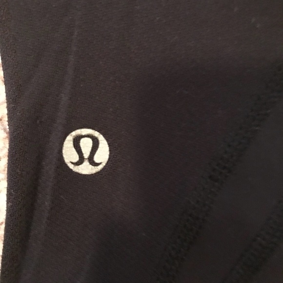 Crop Lululemon Leggings - Picture 2 of 8